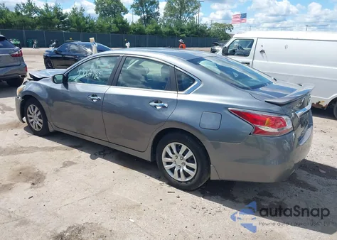 2015 Nissan Altima 2.5 S z USA, uszkodzony, nr VIN 1N4AL3AP9FC145270